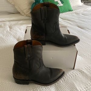 Frye distressed Billy short cowgirl bootie
